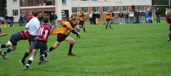 Stand off Andrew White almost gets away