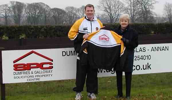 Club Captain Andy Render received the new 1st XV Track-suits by sponsors SPC Solicitors