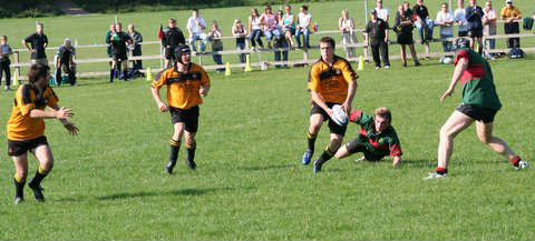 Alex Dunbar about to offload