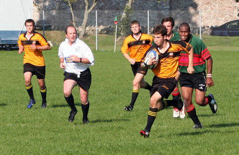 Alex Halliday showing what a well balanced player he is. 